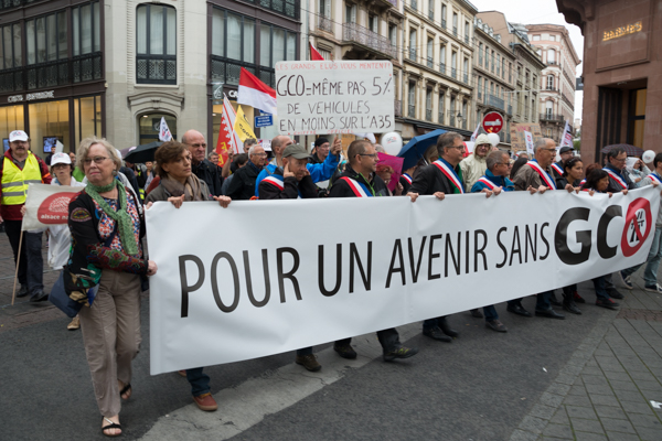 Plus de 3 000 manifestants et 70 tracteurs contre le GCO